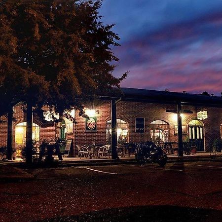 Murrumbateman Country Inn Екстериор снимка